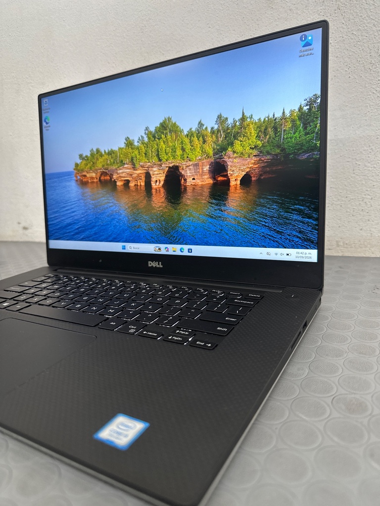 Foto 2 de Dell Precision 5520 reacondicionada | Core i5 7.ª | 8 GB RAM | 256 GB M.2