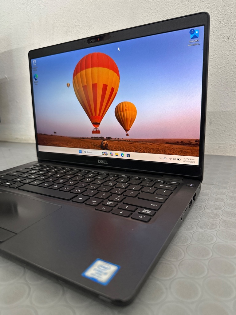Foto 2 de Dell Latitude 5300 reacondicionada | Core i5 8.ª | 8 GB RAM | M.2 256 GB