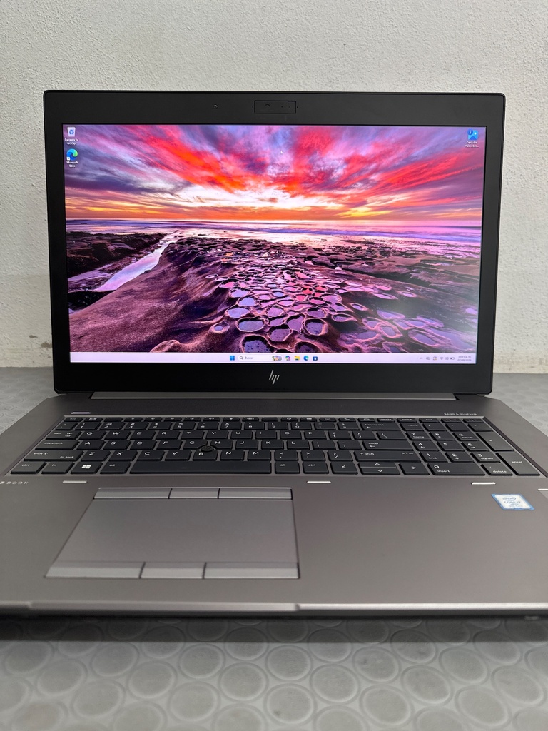 [RFB-HP-ZBOOK17G6-I7G9-40-1TB] HP ZBook 17 G6 reacondicionada | Core i7 9.ª | 40 GB RAM | SSD 1 TB | Quadro RTX 4000 8 GB